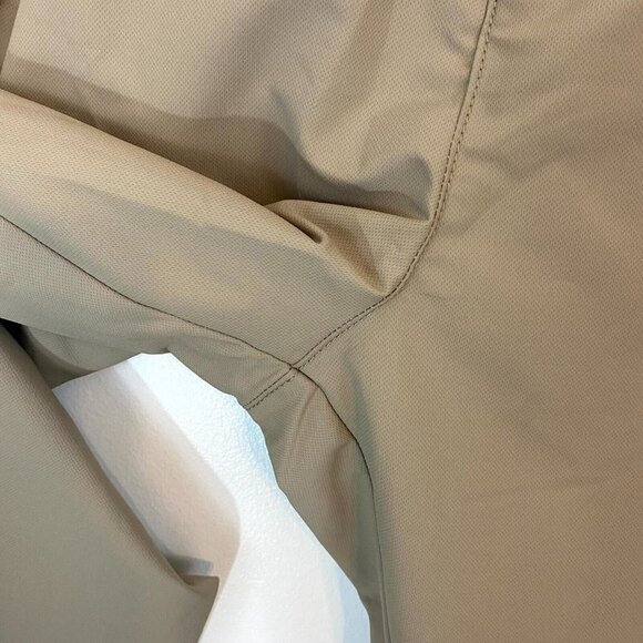 Banana Republic Performance Chino Pants Men's Size 40x30 Polyester Khaki NEW - Picture 8 of 15